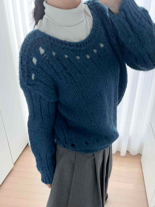 Cozy Cable Round Knit