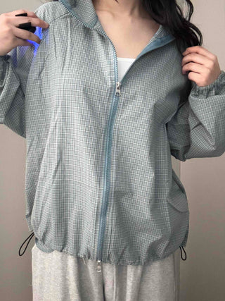 Grid Check Zip-up Windbreaker