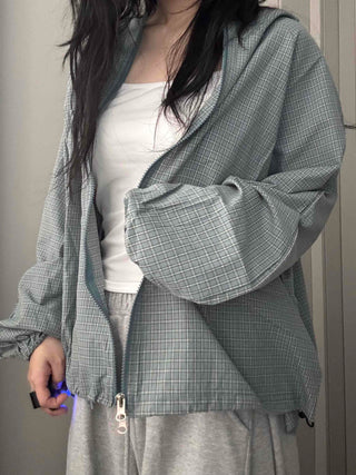 Grid Check Zip-up Windbreaker