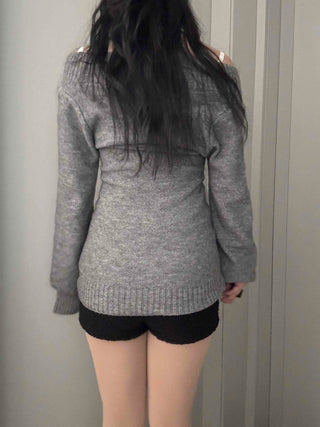 Delicate Fit Off-Shoulder Cable Knit V-Neck Knit