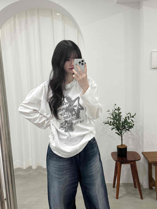 Vintage Lettering Graphic Loose Fit Round Long Sleeve Tee