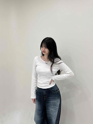 Slim Fit Round Neck Long Sleeve T-shirt