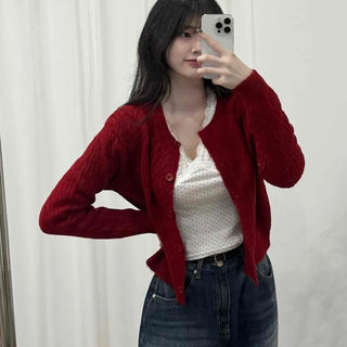 Avant-garde Cable Knit Short Cardigan