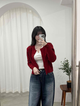 Avant-garde Cable Knit Short Cardigan