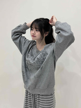 Unique Fade Print Buckle Off-Shoulder Loose Fit Sweatshirt