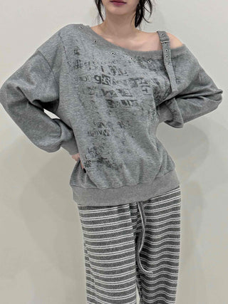Unique Fade Print Buckle Off-Shoulder Loose Fit Sweatshirt