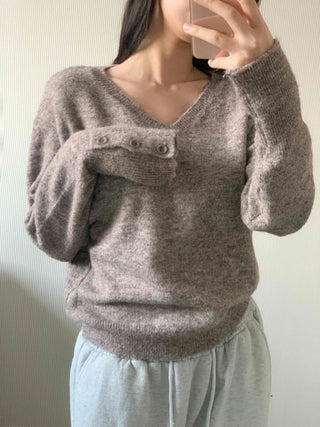 Everyday Natural Melange V-Neck Knit