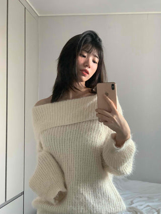 Basic Off-Shoulder Oversized Knit