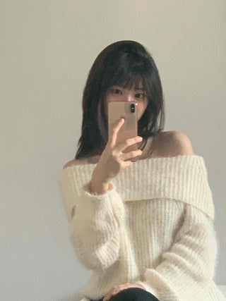 Basic Off-Shoulder Oversized Knit