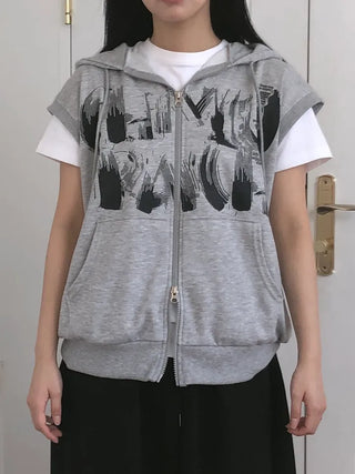 Leua Lettering Hooded Vest