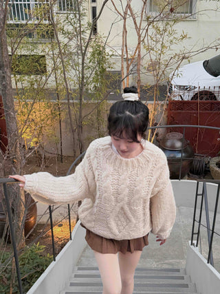 Round Neck Perforated Loose Fit Knit