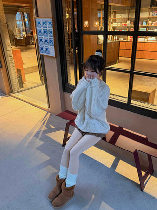 Round Neck Perforated Loose Fit Knit