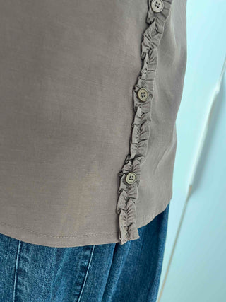 Frill Line Crop Button Blouse