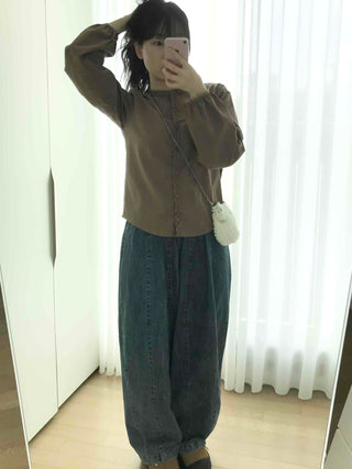 Frill Line Crop Button Blouse