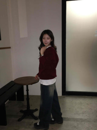 Basic Semi-Crop V-Neck Knit