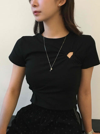 Minimal Slim Fit Heart Short Sleeve T-shirt