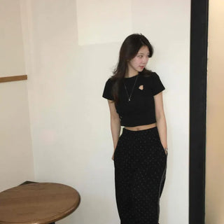 Minimal Slim Fit Heart Short Sleeve T-shirt