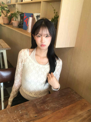Romantic Flower U-Neck Slim Fit T-Shirt