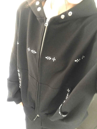 Studded Point Standard Zip-up