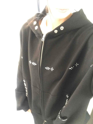 Studded Point Standard Zip-up