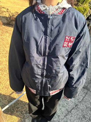 Short Loose Padded Jacket with Vintage Patch Point