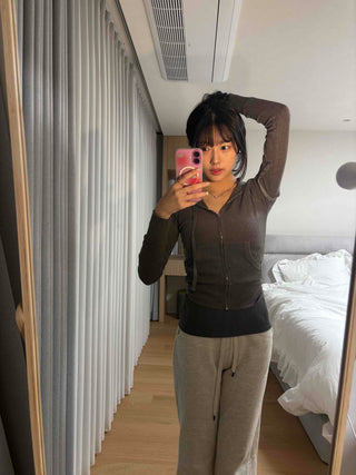 Slim-fit ribbed cropped hoodie
