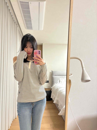 Button Stripe Off-Shoulder Long Sleeve T-shirt