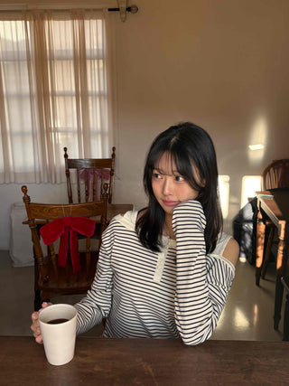 Button Stripe Off-Shoulder Long Sleeve T-shirt