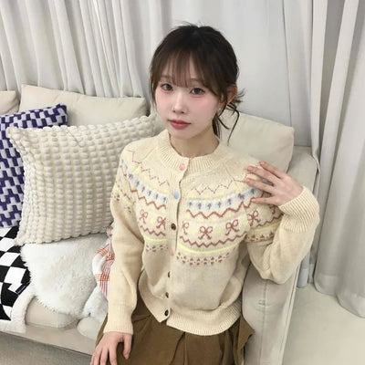 Vintage Flower Jacquard Pattern Knit Cardigan