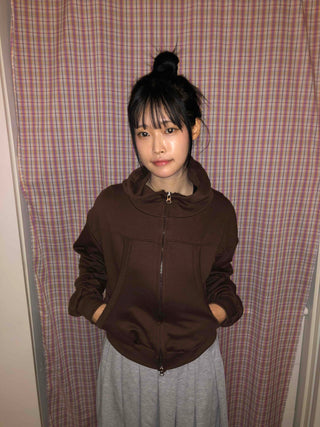 High-neck Hooded Cropped Zip-up