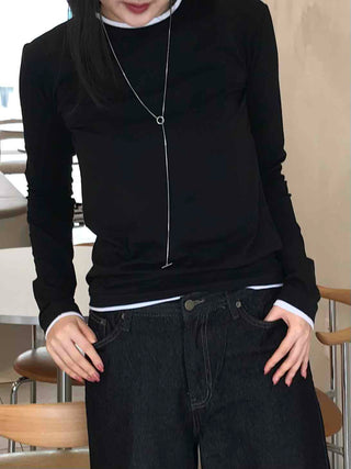 Minimal Slim Fit Round Neck Long Sleeve Tee