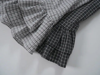 Tabyu Small Check Tiered Ribbon Point Sleeveless Blouse