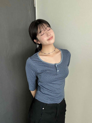 Dot Button Round Neck Cropped 3/4 Sleeve T-shirt