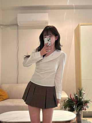 Classic V-neck Frill Asymmetrical Blouse