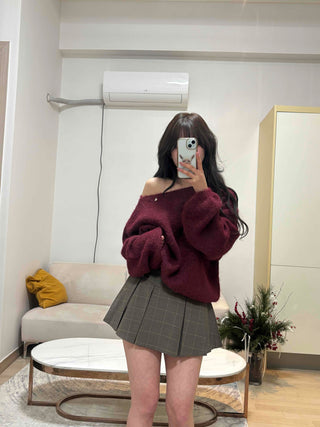 Loose-fit Boat Neck Off-shoulder Knit