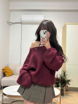 Loose-fit Boat Neck Off-shoulder Knit