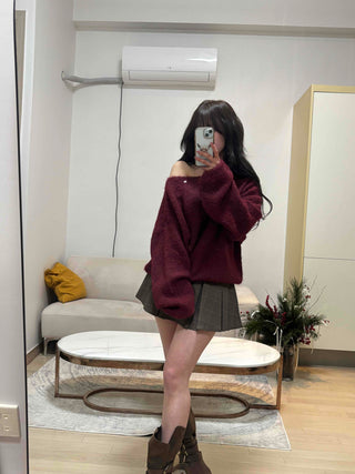 Loose-fit Boat Neck Off-shoulder Knit