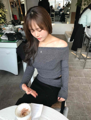 Point Cut Boat Neck Fit Long Sleeve T-shirt