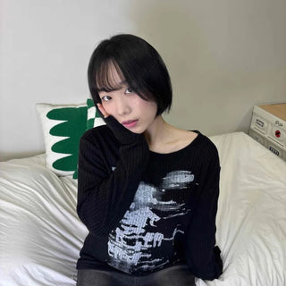 Vintage Sketch Glitter Slim Round Neck Long Sleeve T-shirt