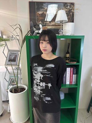 Vintage Sketch Glitter Slim Round Neck Long Sleeve T-shirt