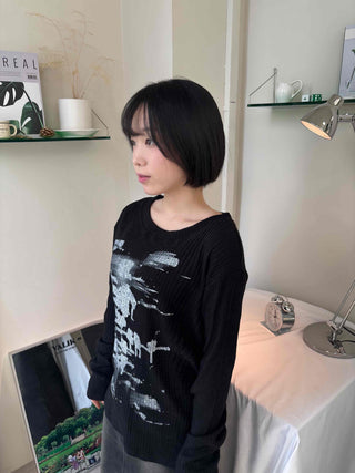 Vintage Sketch Glitter Slim Round Neck Long Sleeve T-shirt
