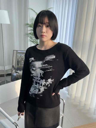 Vintage Sketch Glitter Slim Round Neck Long Sleeve T-shirt