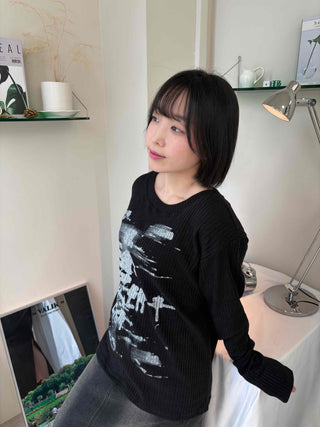 Vintage Sketch Glitter Slim Round Neck Long Sleeve T-shirt