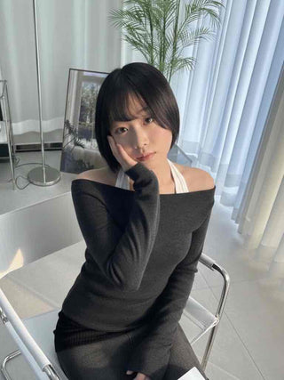 Delicate Fit Slash Neck Slim Fit Cozy Long Sleeve Tee