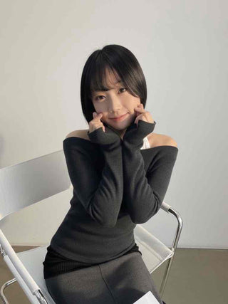 Delicate Fit Slash Neck Slim Fit Cozy Long Sleeve Tee