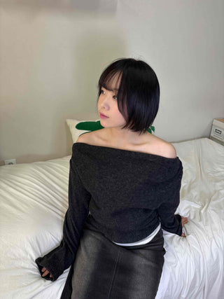 Delicate Fit Slash Neck Slim Fit Cozy Long Sleeve Tee