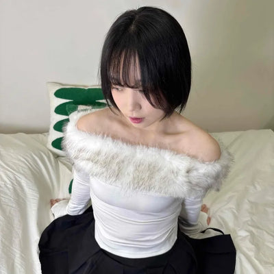Fuzzy Shoulder Shirred Tight Fit Long Sleeve T-shirt