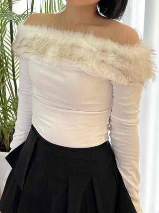 Fuzzy Shoulder Shirred Tight Fit Long Sleeve T-shirt