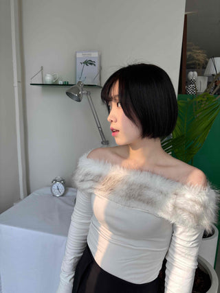 Fuzzy Shoulder Shirred Tight Fit Long Sleeve T-shirt