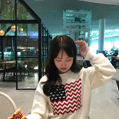 Star Patch American Loose Fit Round Knit